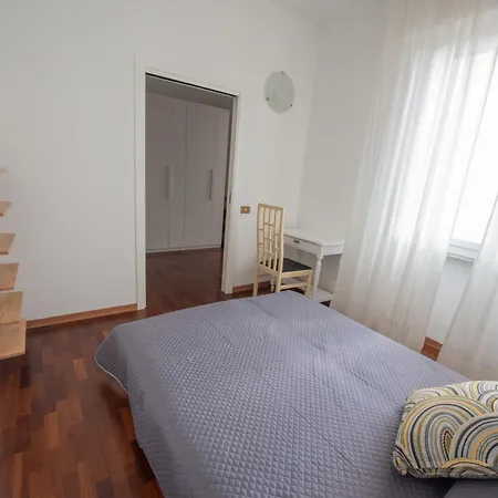 Apartamento Artisti, Cozy Flat In Florença
