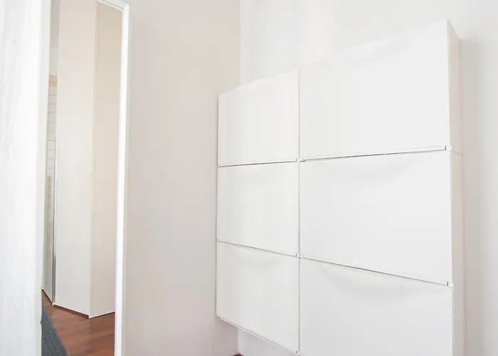 Artisti, Cozy Flat In * فلورنس