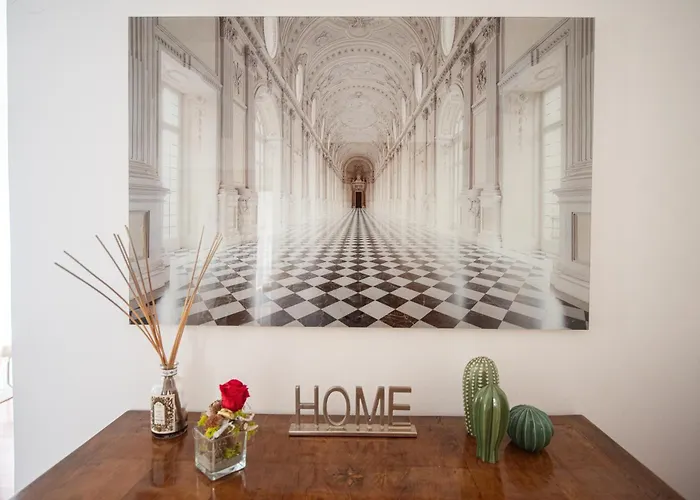 Artisti, Cozy Flat In فلورنس